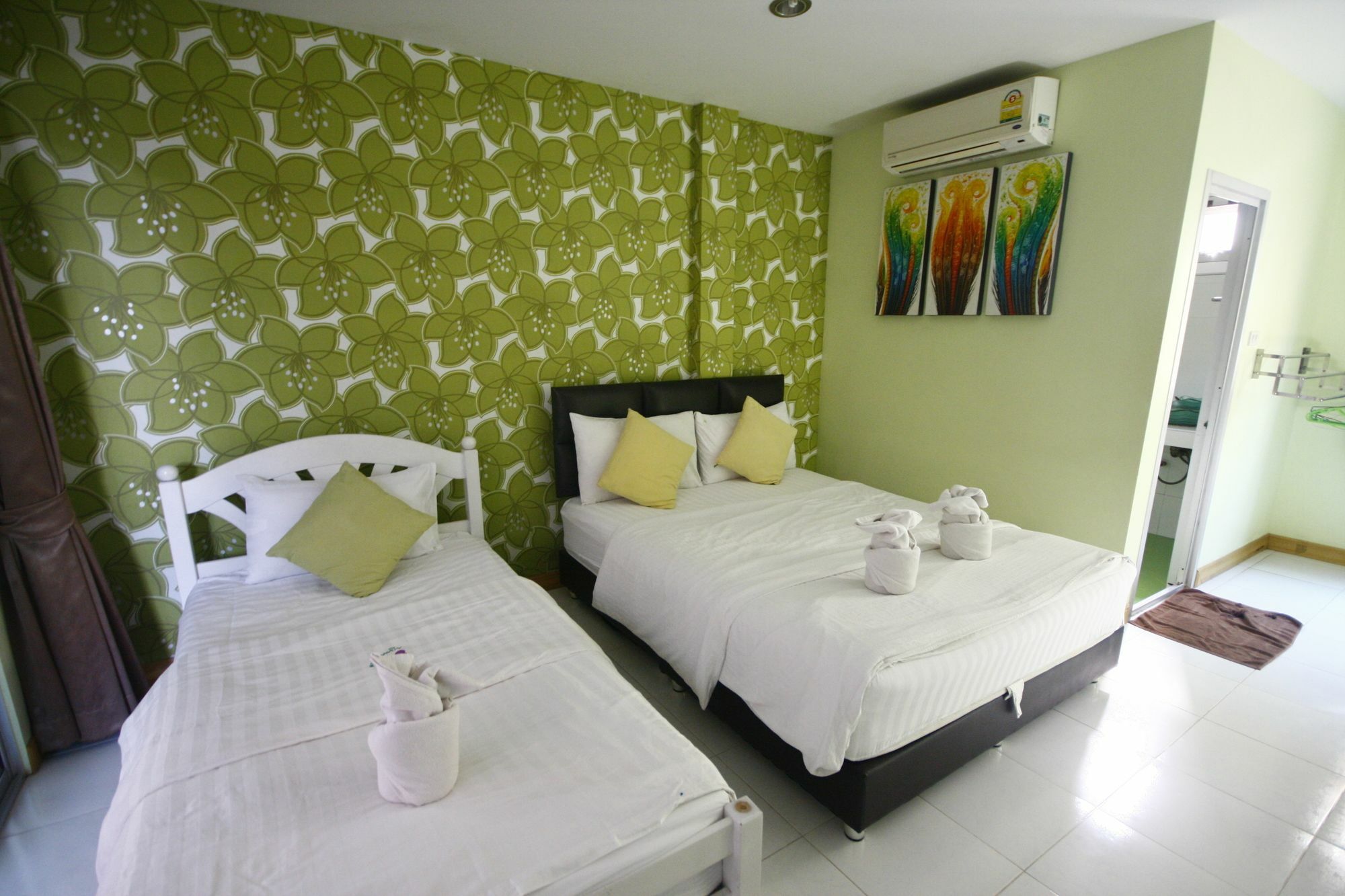 Tawaen Beach Resort Ko Lan Eksteriør bilde