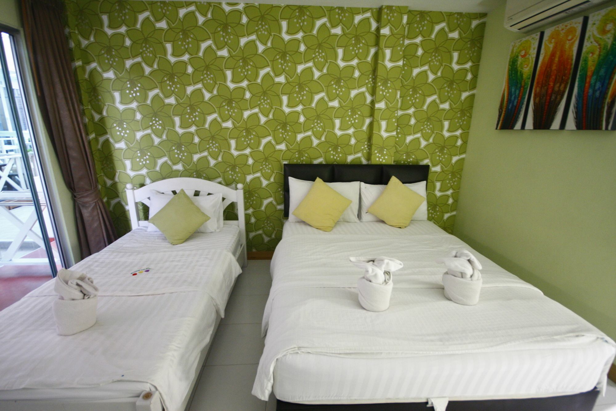 Tawaen Beach Resort Ko Lan Eksteriør bilde