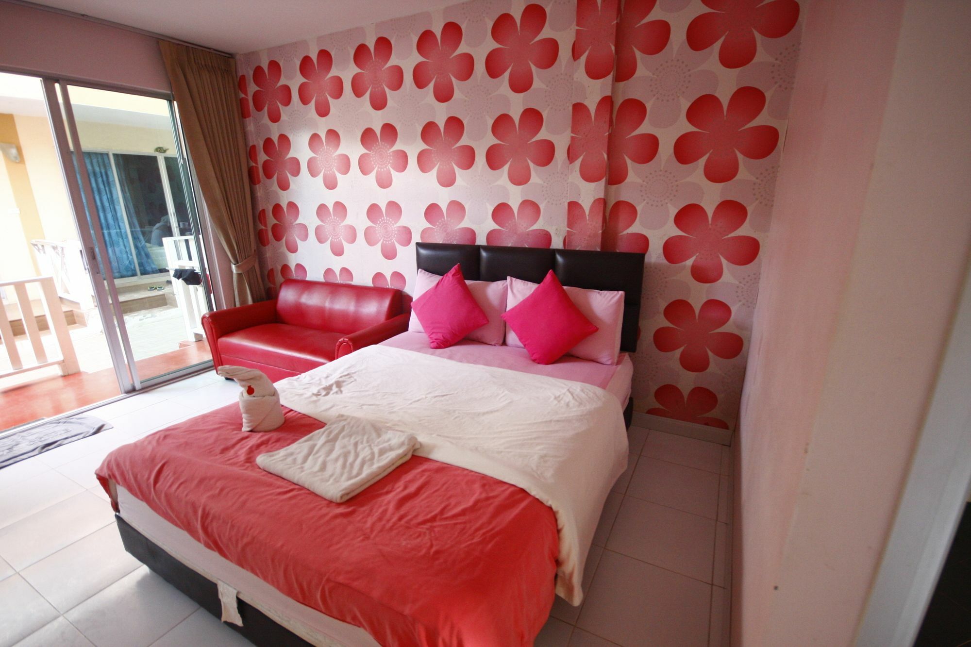 Tawaen Beach Resort Ko Lan Eksteriør bilde